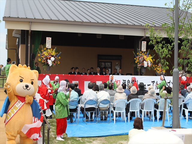 温泉館